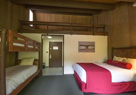 Glacier Bay Lodge Gustavus Exterior photo